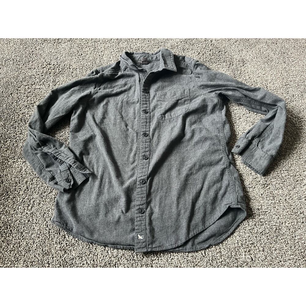 Eddie Bauer Button Shirt Womens Medium Gray Long Sleeve Collared Pockets NN